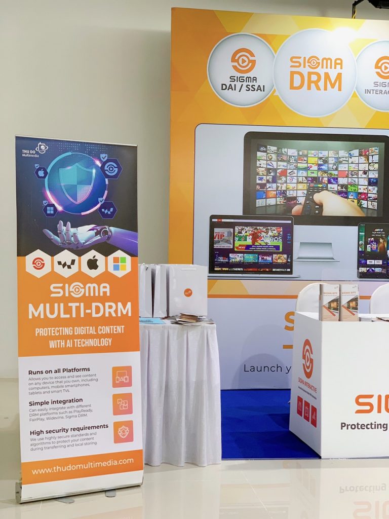 Booths trưng bày sản phẩm của Thủ Đô MultiMedia tại NIC